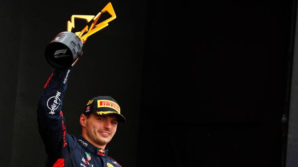 维斯塔潘称霸F1加拿大大奖赛，阿隆索再次位居第二